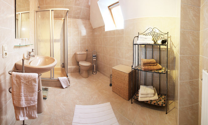 Ferienhaus in Gr&ouml;mitz - Theisen - Bad oben