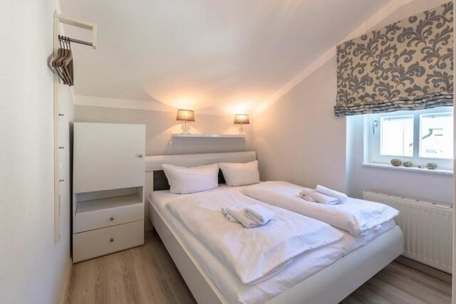 Ferienwohnung in Binz - Villa Iduna / Ferienwohnung No. 8 - 2. OG ohne Balkon - Bild 9