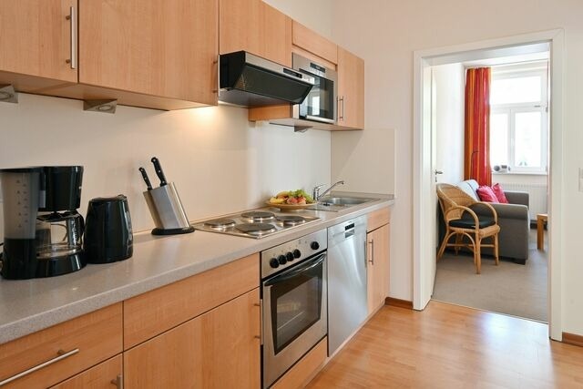 Ferienwohnung in Sellin - Ferienwohnung 6 mit Sauna WLAN 6 Pers. Sellin auf R&uuml;gen Villa Celia 200 m vom Strand entfernt - Bild 8