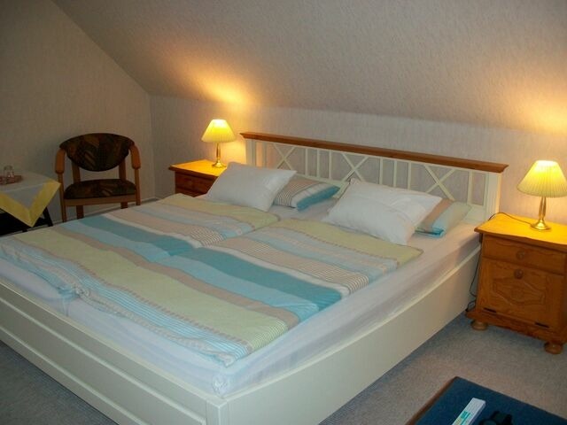 Doppelzimmer in Fehmarn OT Niendorf - Bauernhaus Kunz Zimmer 1 - Bild 7