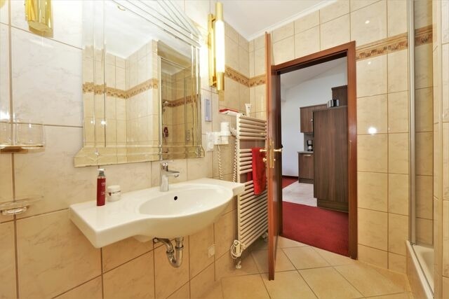 Ferienwohnung in Ahlbeck - (Brise) Appartement-Suiten Tannenburg App. 429 - Bild 12